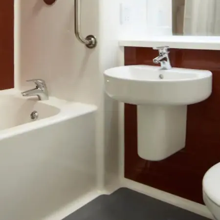 Travelodge St Nicholas 호텔 2*