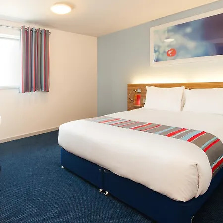 Travelodge St Nicholas Hotel